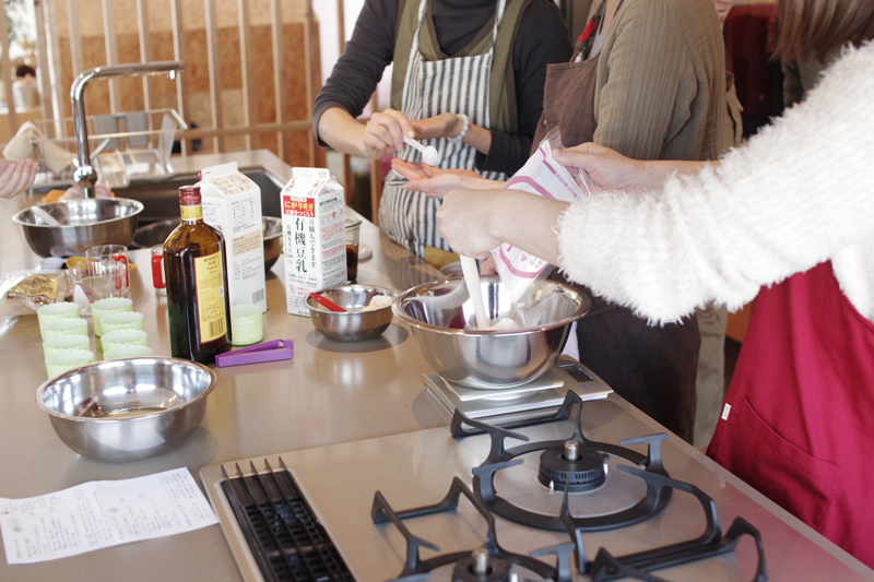 title: noah × LIBERTA COFFEE｜2016.02.11 | Page No,85 | No.5 | sync-furniture | 株式会社 SYNC | 福岡県 家具工房 | オーダーメイドキッチン