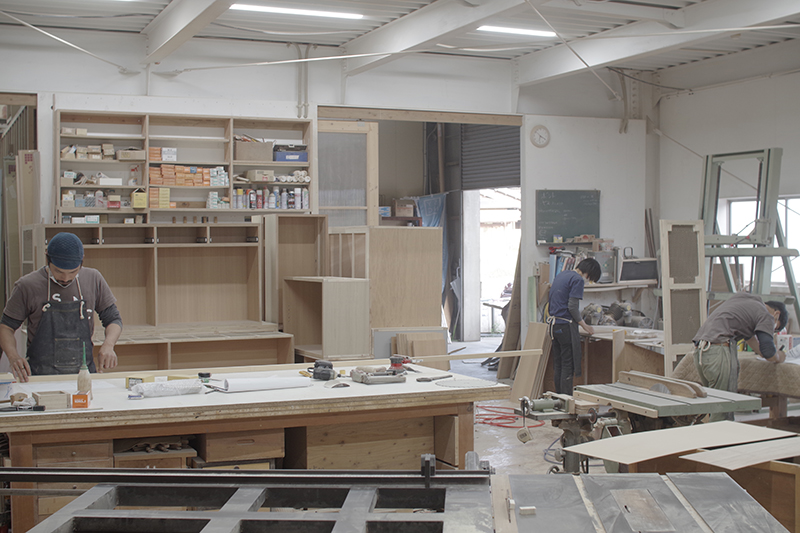 title: 05.11 the | Page No,131 | No.1 | sync-furniture | 株式会社 SYNC | 福岡県 家具工房 | オーダーメイドキッチン