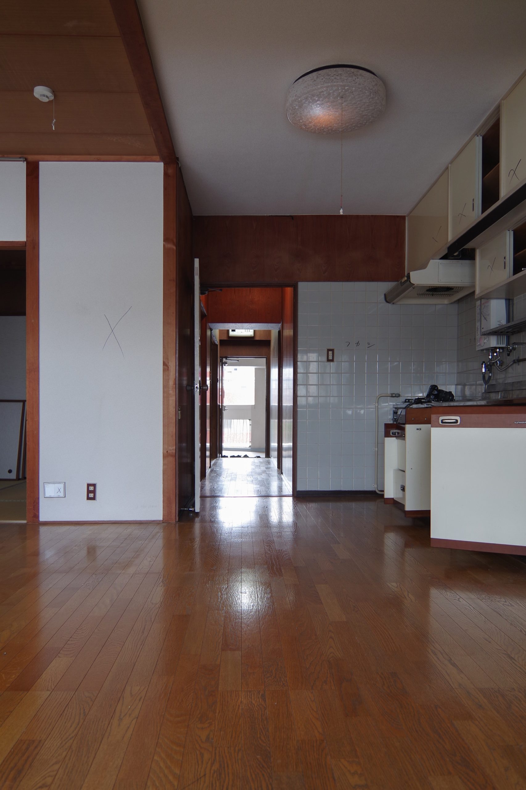 title: RENOVATION 05｜マンション | Page No,120 | No.4 | sync-furniture | 株式会社 SYNC | 福岡県 家具工房 | オーダーメイドキッチン