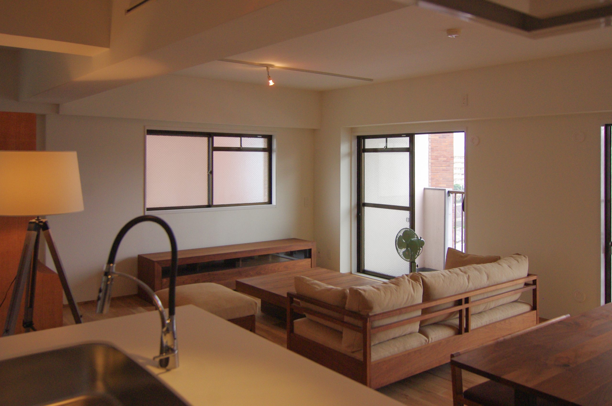 title: RENOVATION 03｜マンション | Page No,118 | No.25 | sync-furniture | 株式会社 SYNC | 福岡県 家具工房 | オーダーメイドキッチン