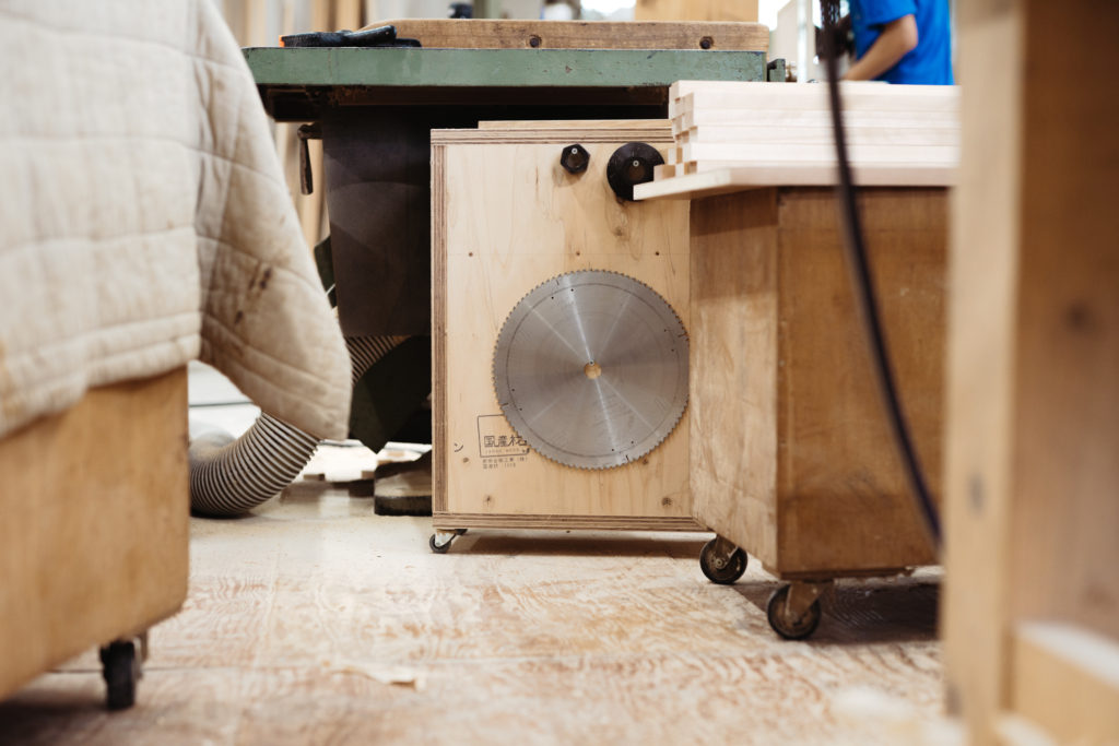 title: 09.08 sat | Page No,225 | No.2 | sync-furniture | 株式会社 SYNC | 福岡県 家具工房 | オーダーメイドキッチン