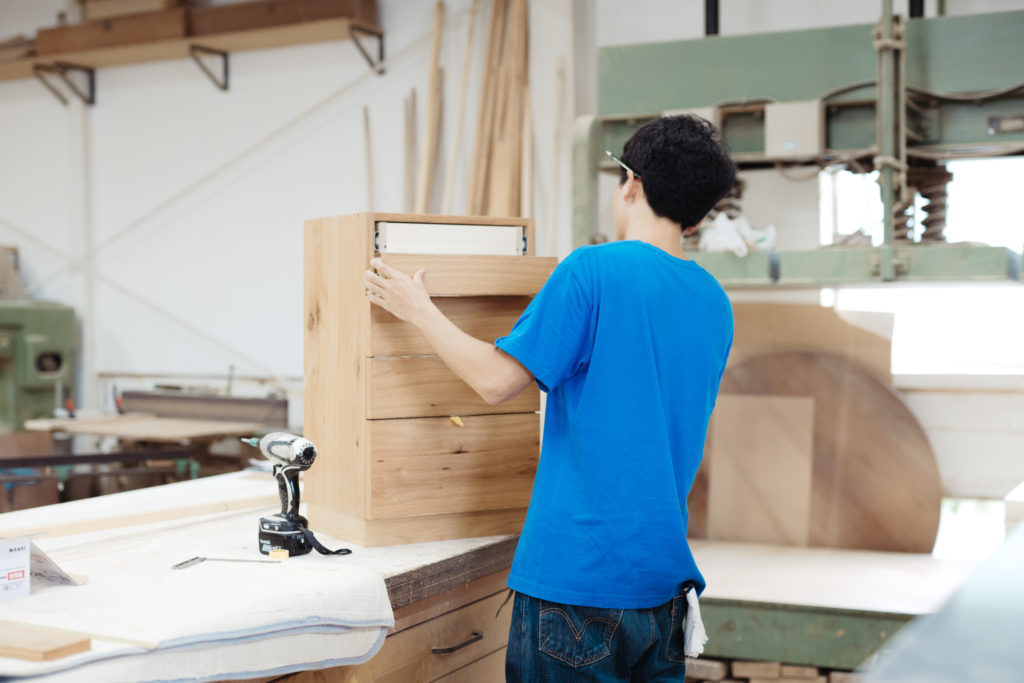 title: 09.08 sat | Page No,225 | No.4 | sync-furniture | 株式会社 SYNC | 福岡県 家具工房 | オーダーメイドキッチン