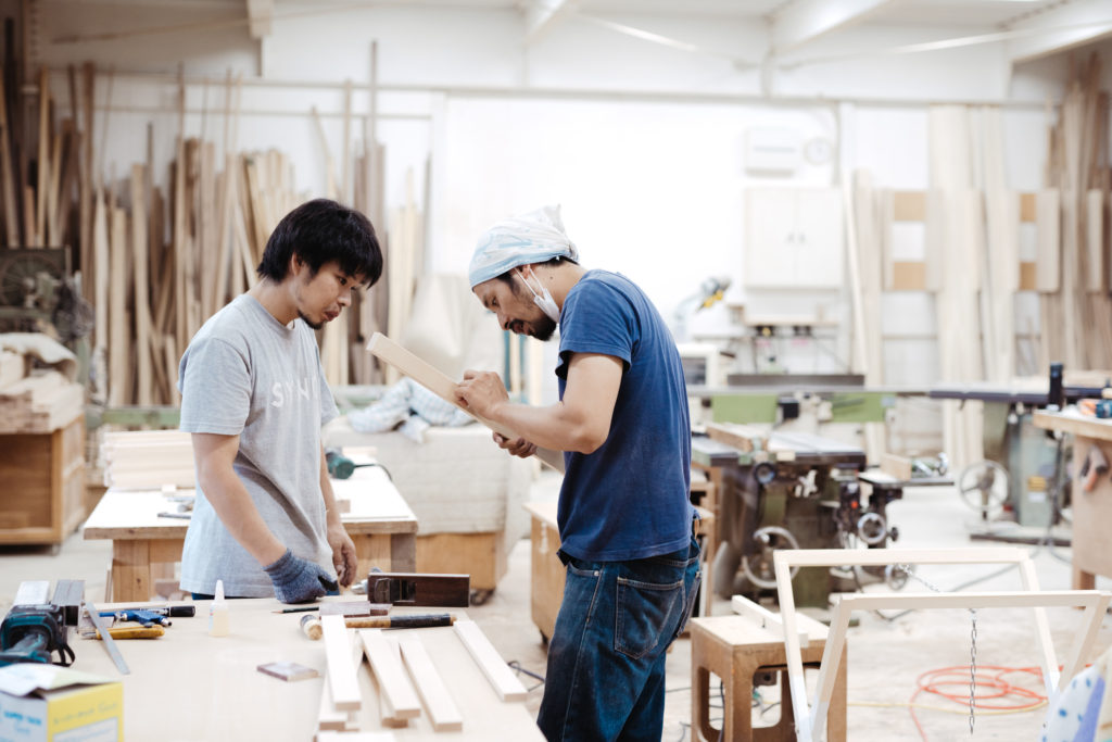 title: 09.08 sat | Page No,225 | No.5 | sync-furniture | 株式会社 SYNC | 福岡県 家具工房 | オーダーメイドキッチン