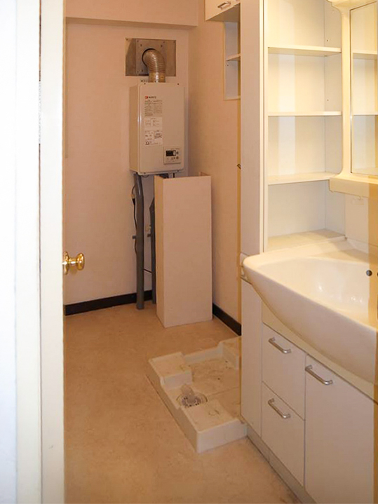 title: RENOVATION 07｜マンション | Page No,235 | No.10 | sync-furniture | 株式会社 SYNC | 福岡県 家具工房 | オーダーメイドキッチン