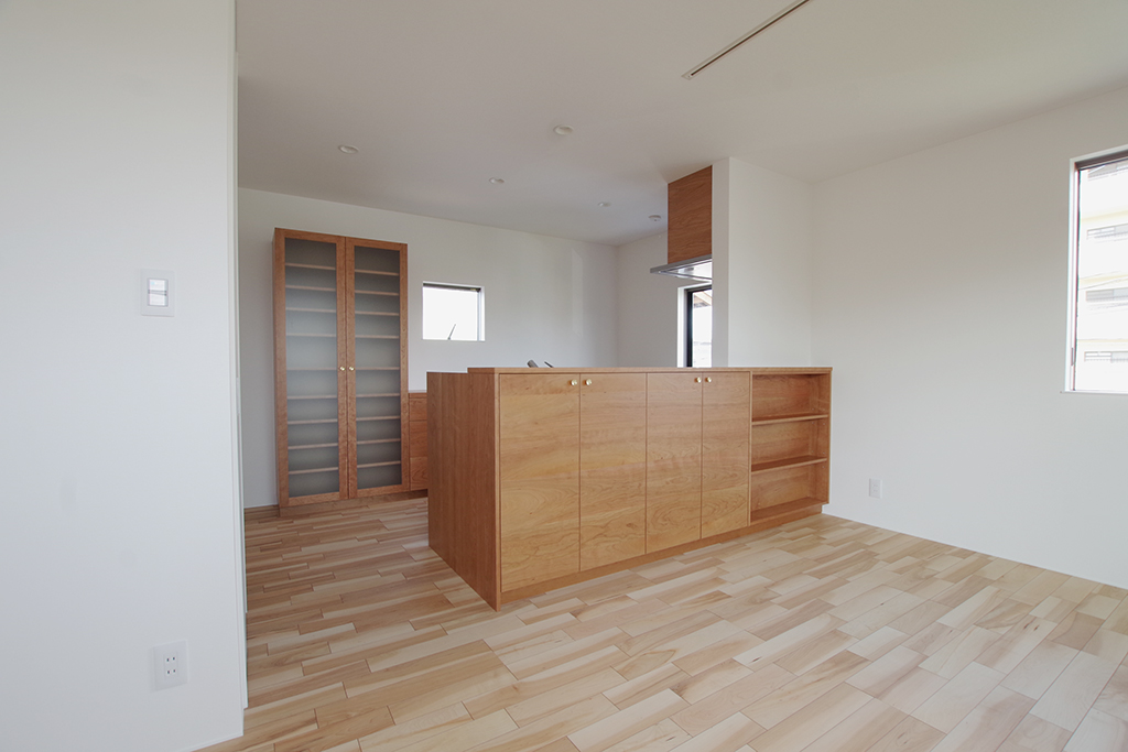 title: 06.07 fri | Page No,298 | No.1 | sync-furniture | 株式会社 SYNC | 福岡県 家具工房 | オーダーメイドキッチン