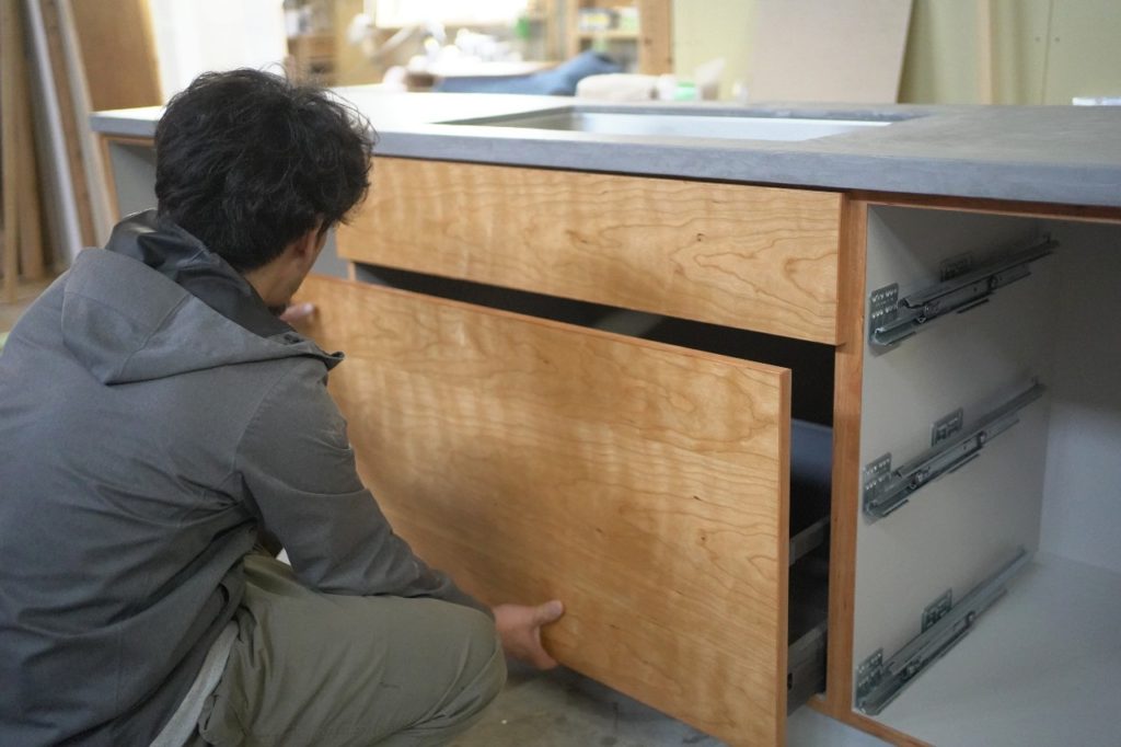 title: 04.19 mon | Page No,450 | No.1 | sync-furniture | 株式会社 SYNC | 福岡県 家具工房 | オーダーメイドキッチン