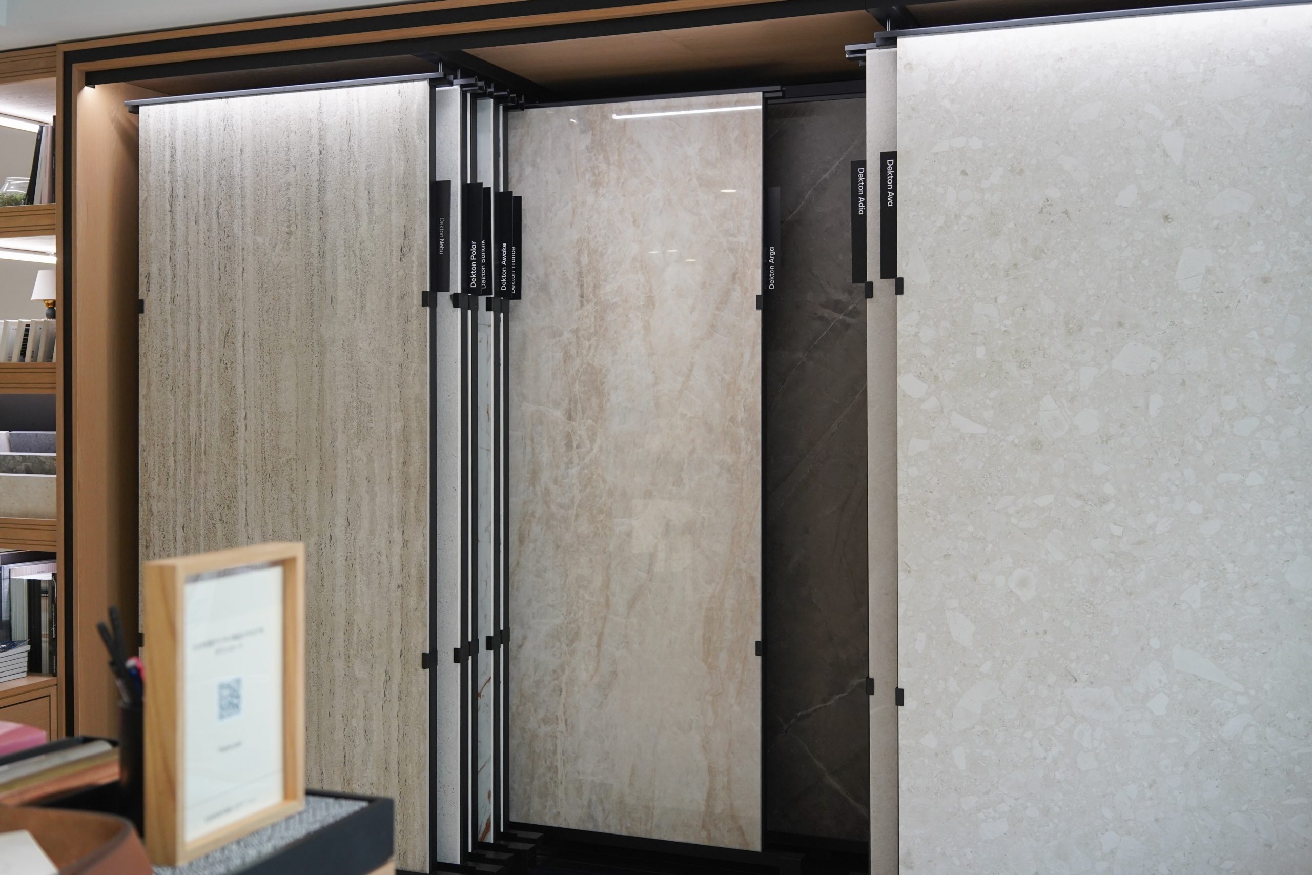 title: 12.10｜コセンティーノシティ東京の訪問 | Page No,636 | No.2 | sync-furniture | 株式会社 SYNC | 福岡県 家具工房 | オーダーメイドキッチン