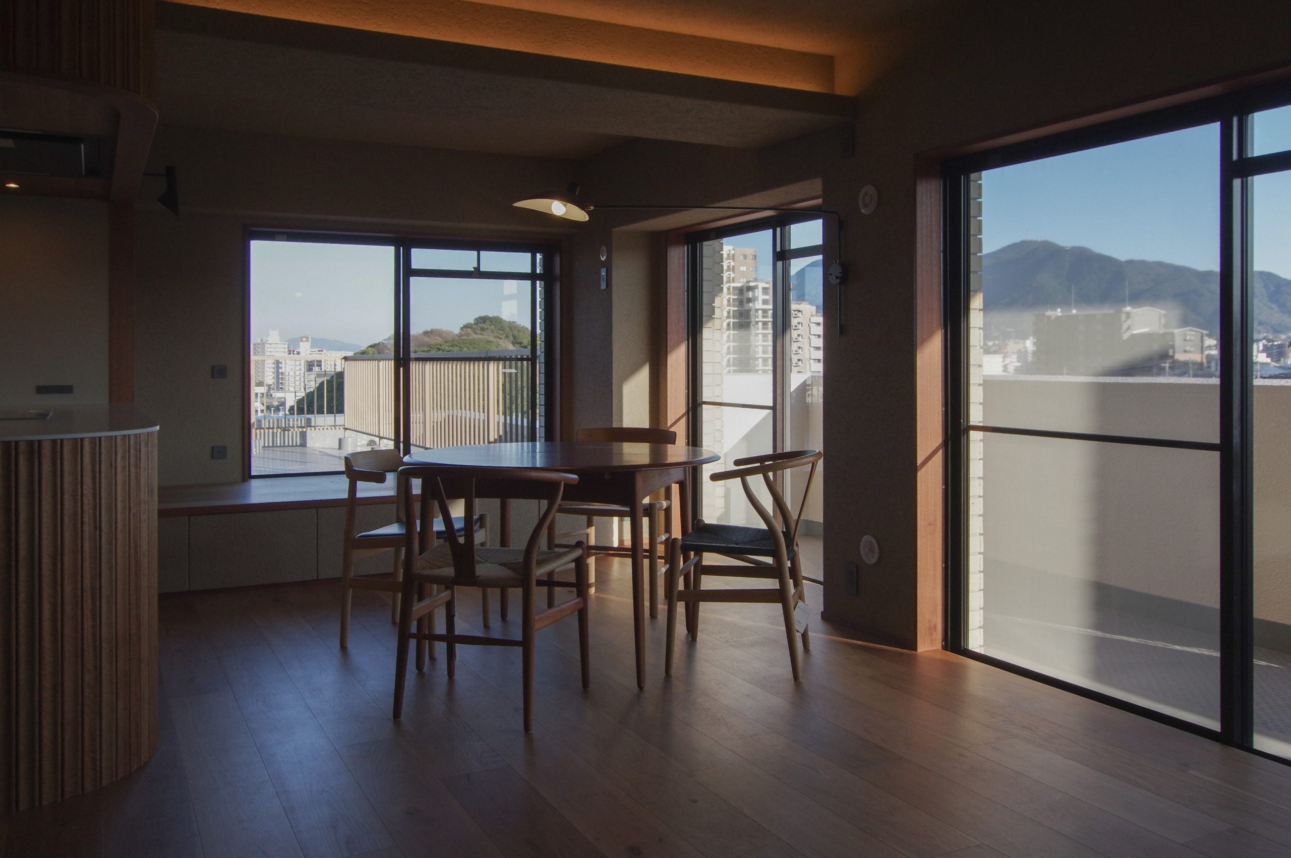 title: 01.16｜マンションへ家具の運び込み | Page No,652 | No.2 | sync-furniture | 株式会社 SYNC | 福岡県 家具工房 | オーダーメイドキッチン