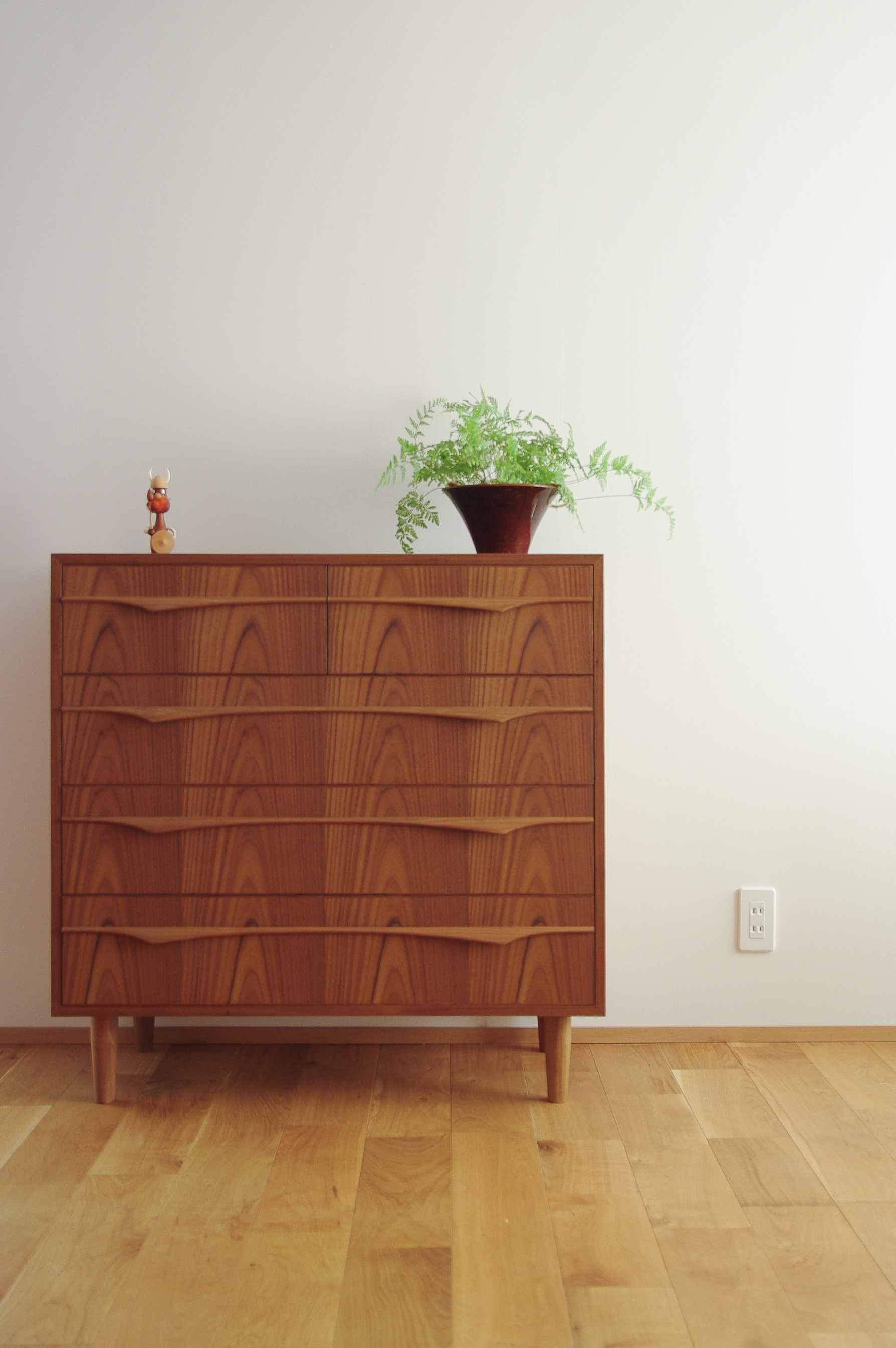 title: HOUSE 32 | Page No,34 | No.1 | sync-furniture | 株式会社 SYNC | 福岡県 家具工房 | オーダーメイドキッチン