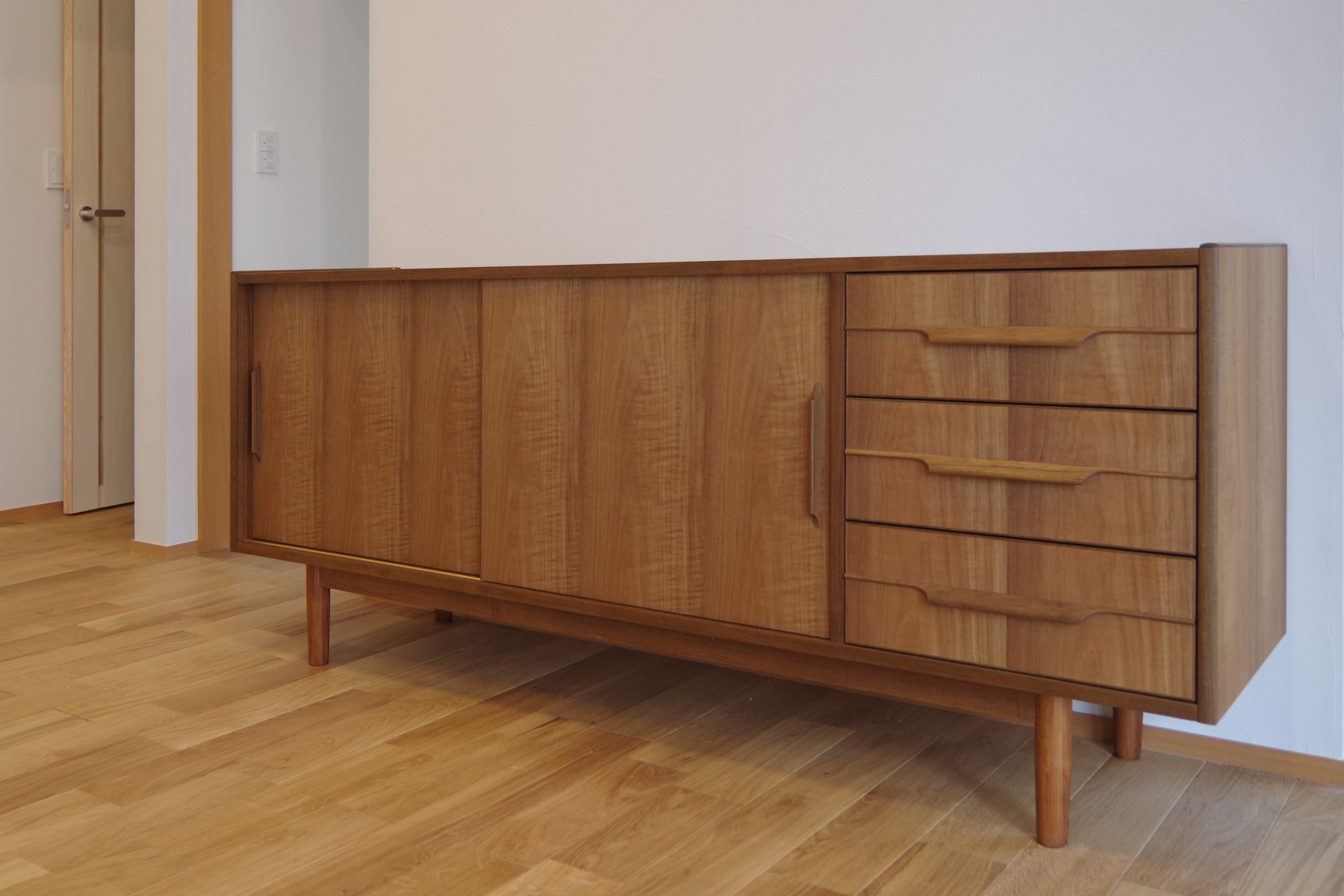 title: HOUSE 57 | Page No,62 | No.2 | sync-furniture | 株式会社 SYNC | 福岡県 家具工房 | オーダーメイドキッチン