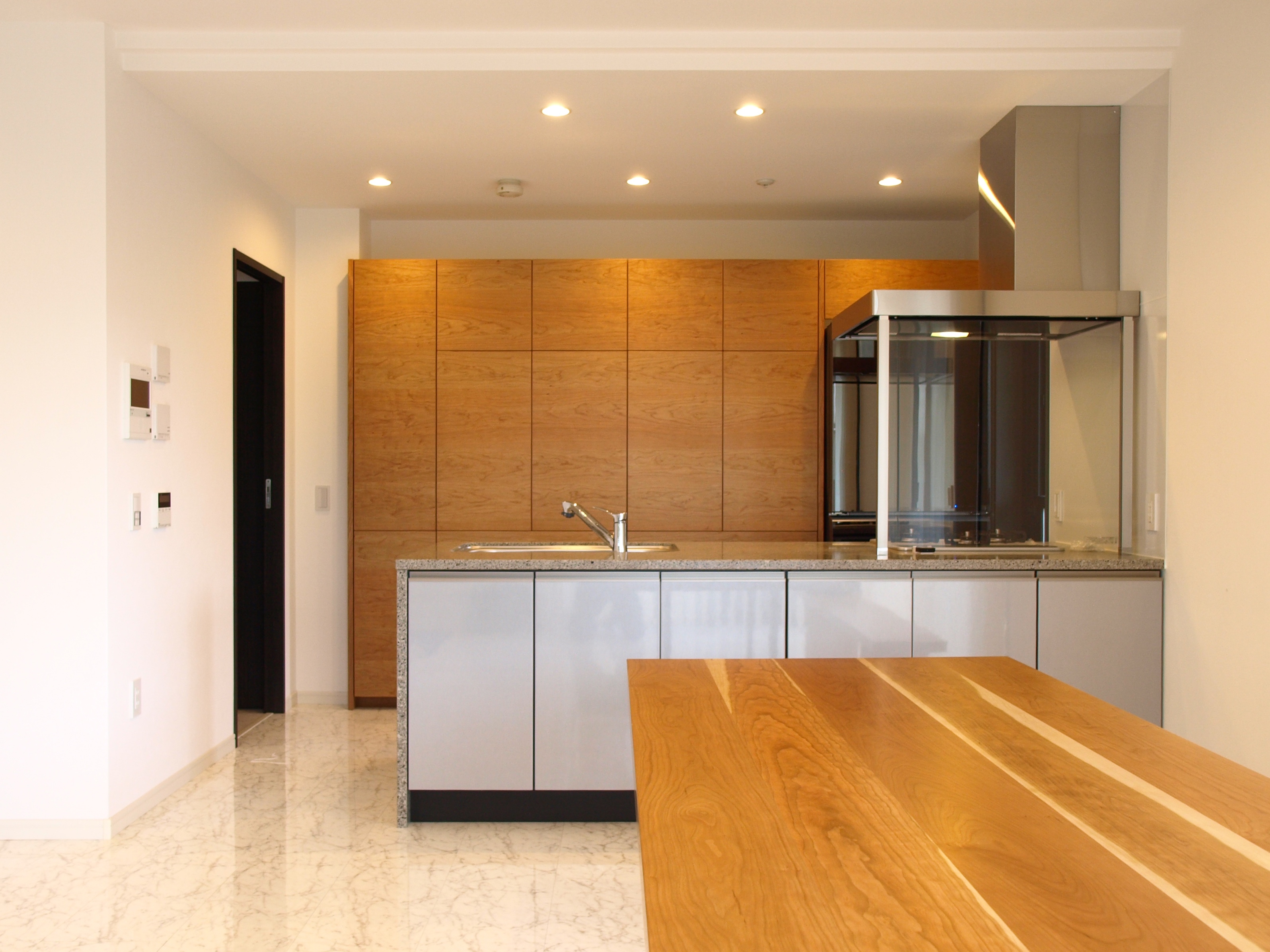 title: HOUSE 64 | Page No,71 | No.2 | sync-furniture | 株式会社 SYNC | 福岡県 家具工房 | オーダーメイドキッチン