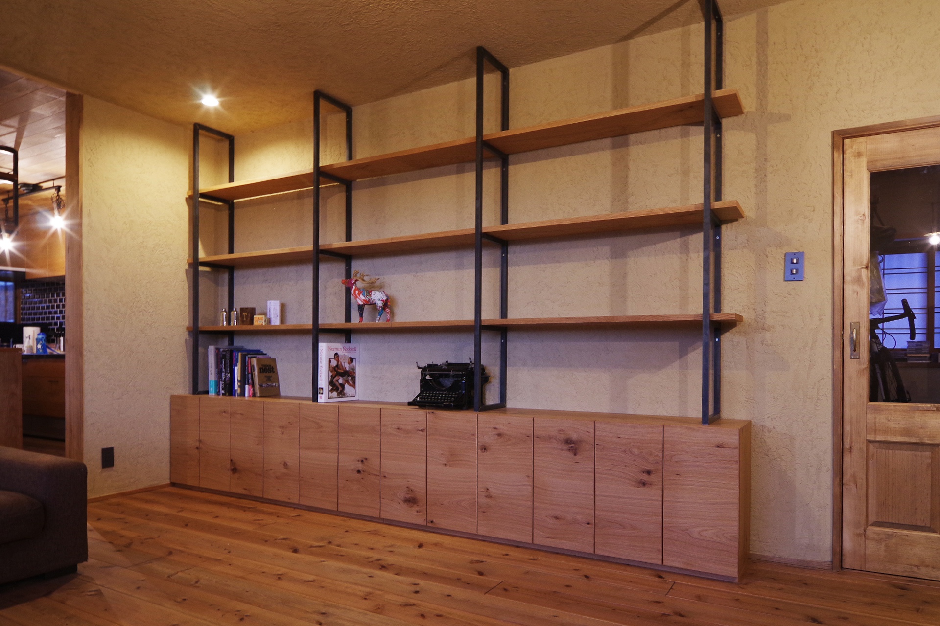 title: HOUSE 82 | Page No,89 | No.1 | sync-furniture | 株式会社 SYNC | 福岡県 家具工房 | オーダーメイドキッチン