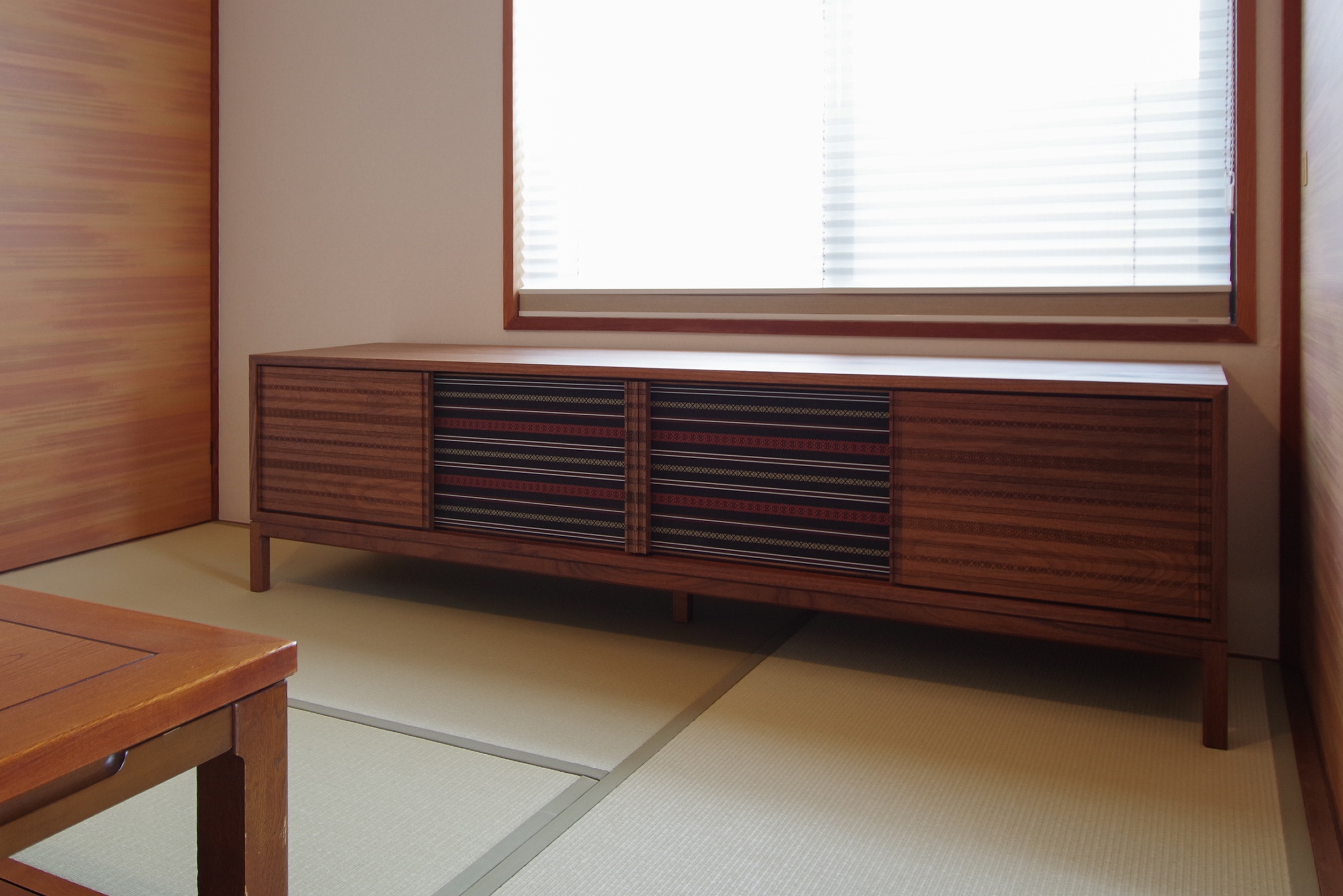 title: HAKATA JAPAN × SYNC FURINITURE | Page No,97 | No.1 | sync-furniture | 株式会社 SYNC | 福岡県 家具工房 | オーダーメイドキッチン