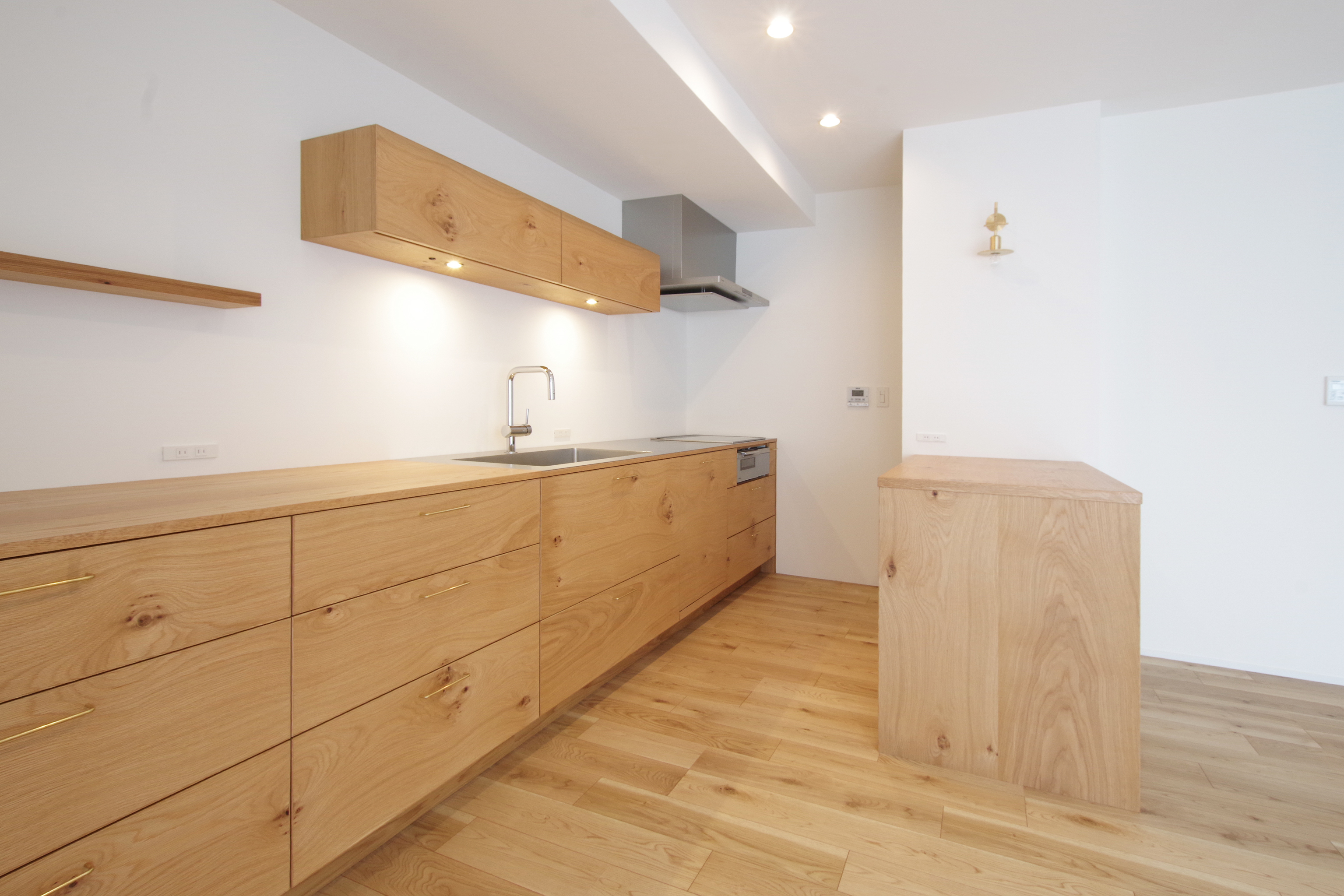 title: HOUSE 106 | Page No,117 | No.2 | sync-furniture | 株式会社 SYNC | 福岡県 家具工房 | オーダーメイドキッチン