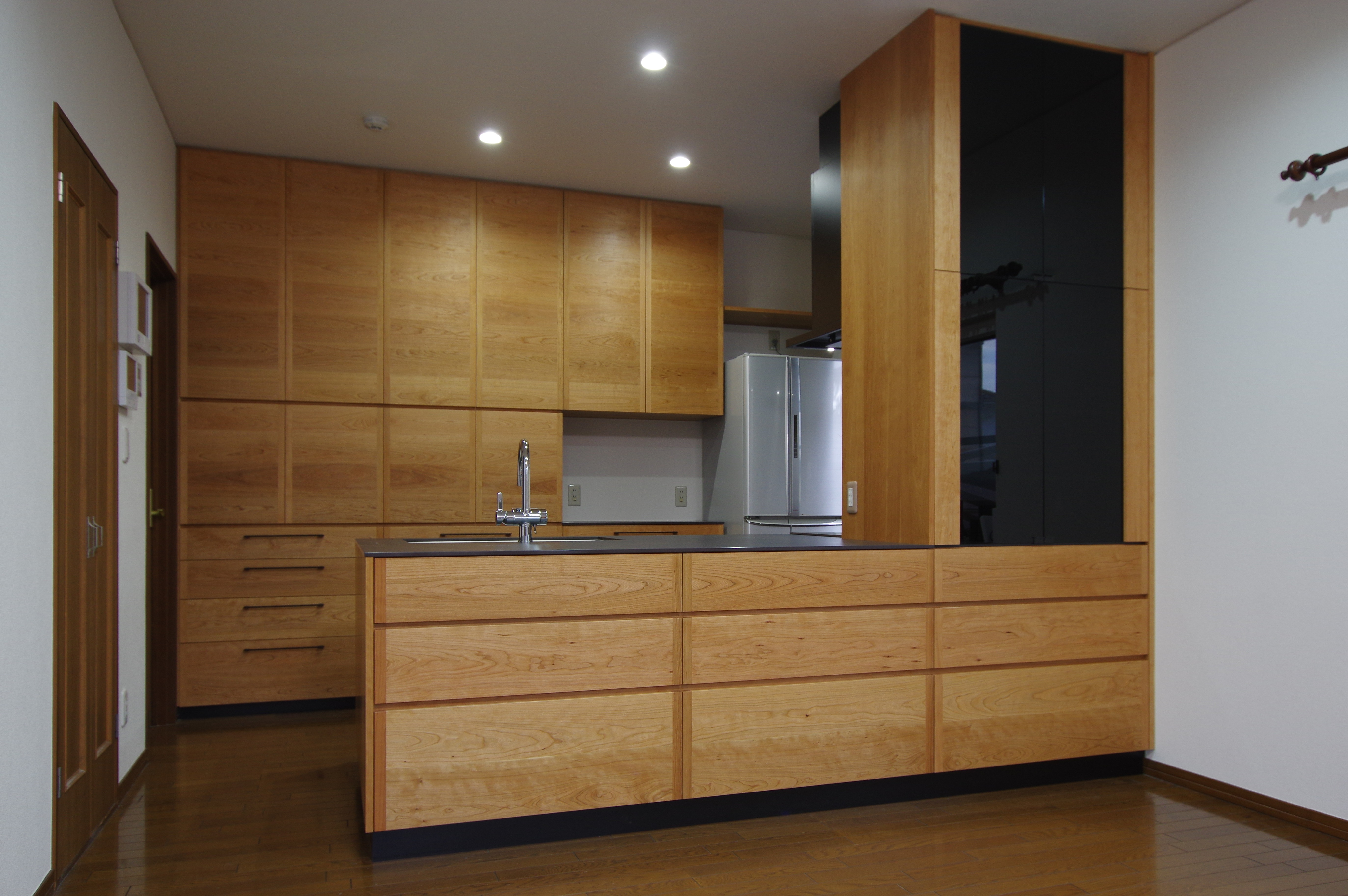 title: HOUSE 163 | Page No,176 | No.1 | sync-furniture | 株式会社 SYNC | 福岡県 家具工房 | オーダーメイドキッチン