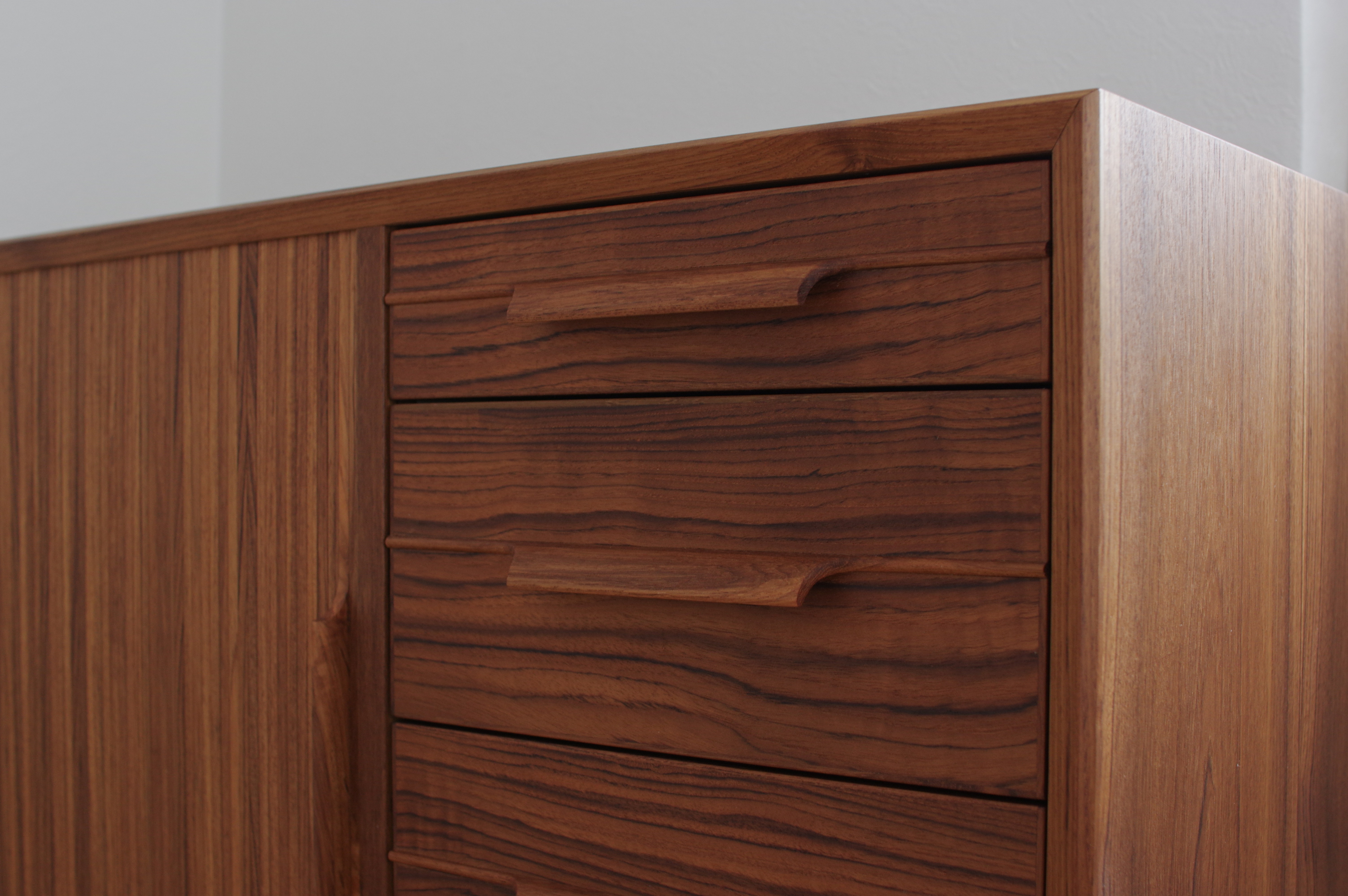 title: HOUSE 183 | Page No,196 | No.7 | sync-furniture | 株式会社 SYNC | 福岡県 家具工房 | オーダーメイドキッチン