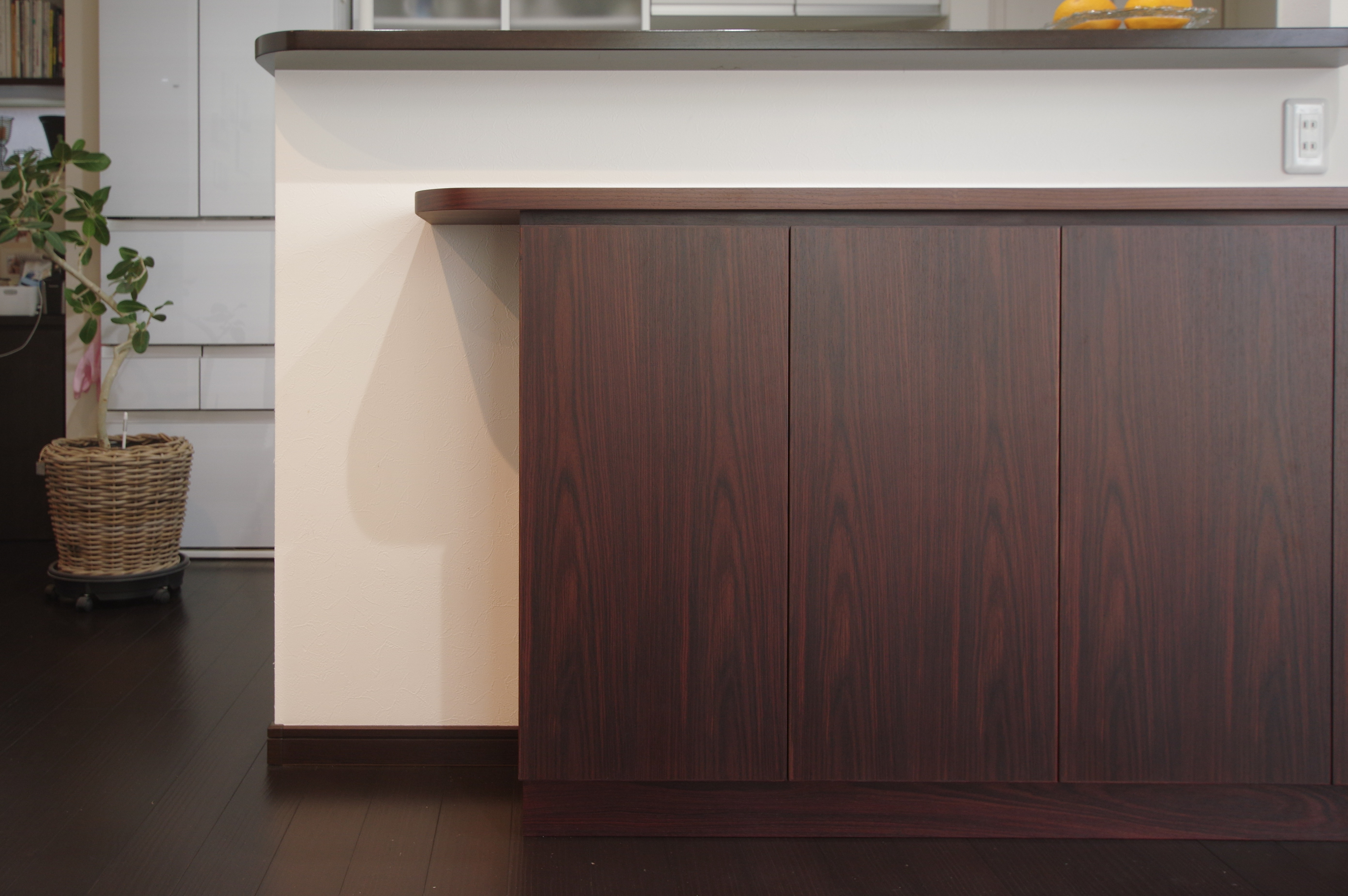 title: HOUSE 185 | Page No,198 | No.2 | sync-furniture | 株式会社 SYNC | 福岡県 家具工房 | オーダーメイドキッチン