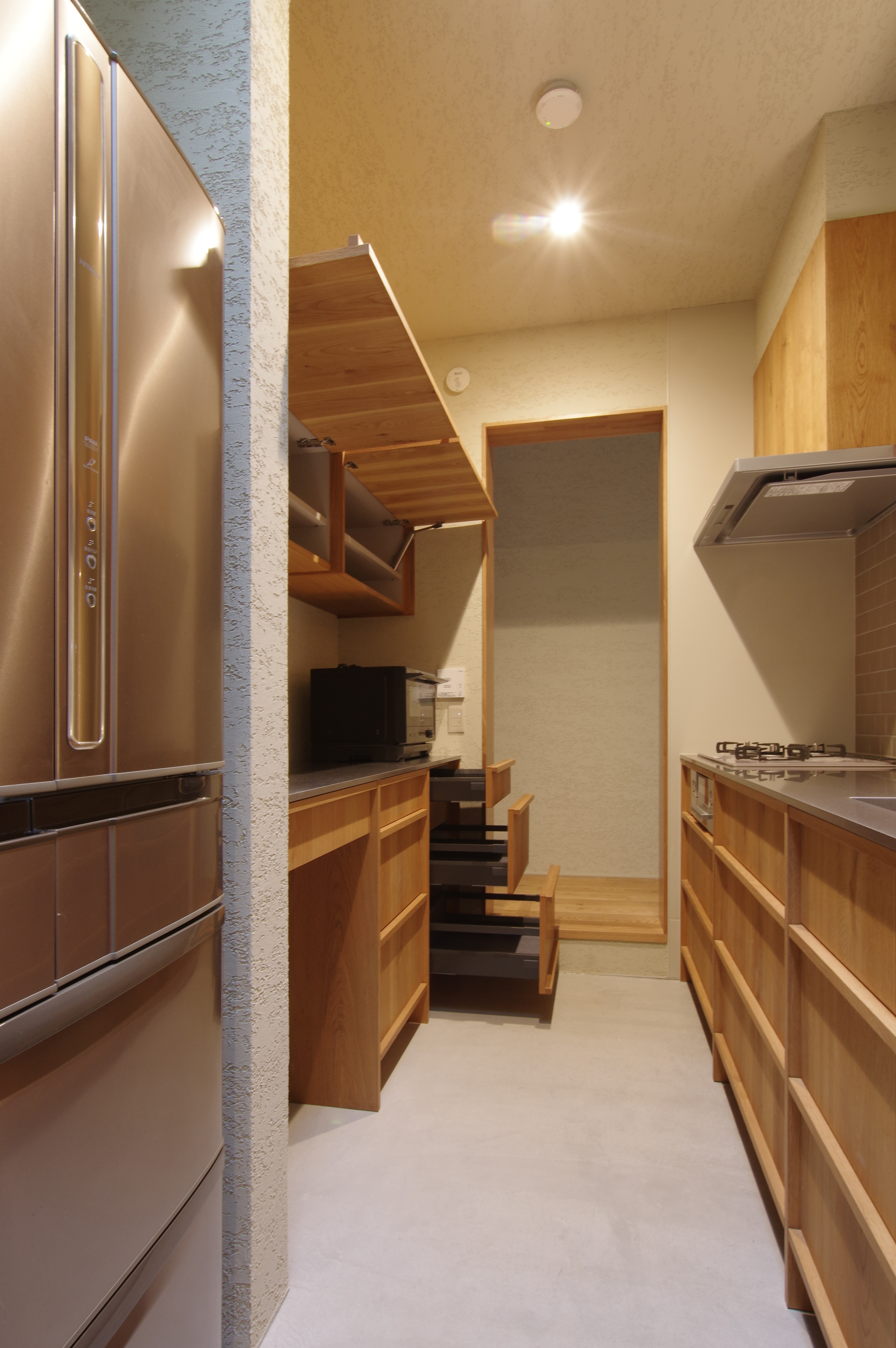 title: HOUSE 271 | Page No,289 | No.14 | sync-furniture | 株式会社 SYNC | 福岡県 家具工房 | オーダーメイドキッチン