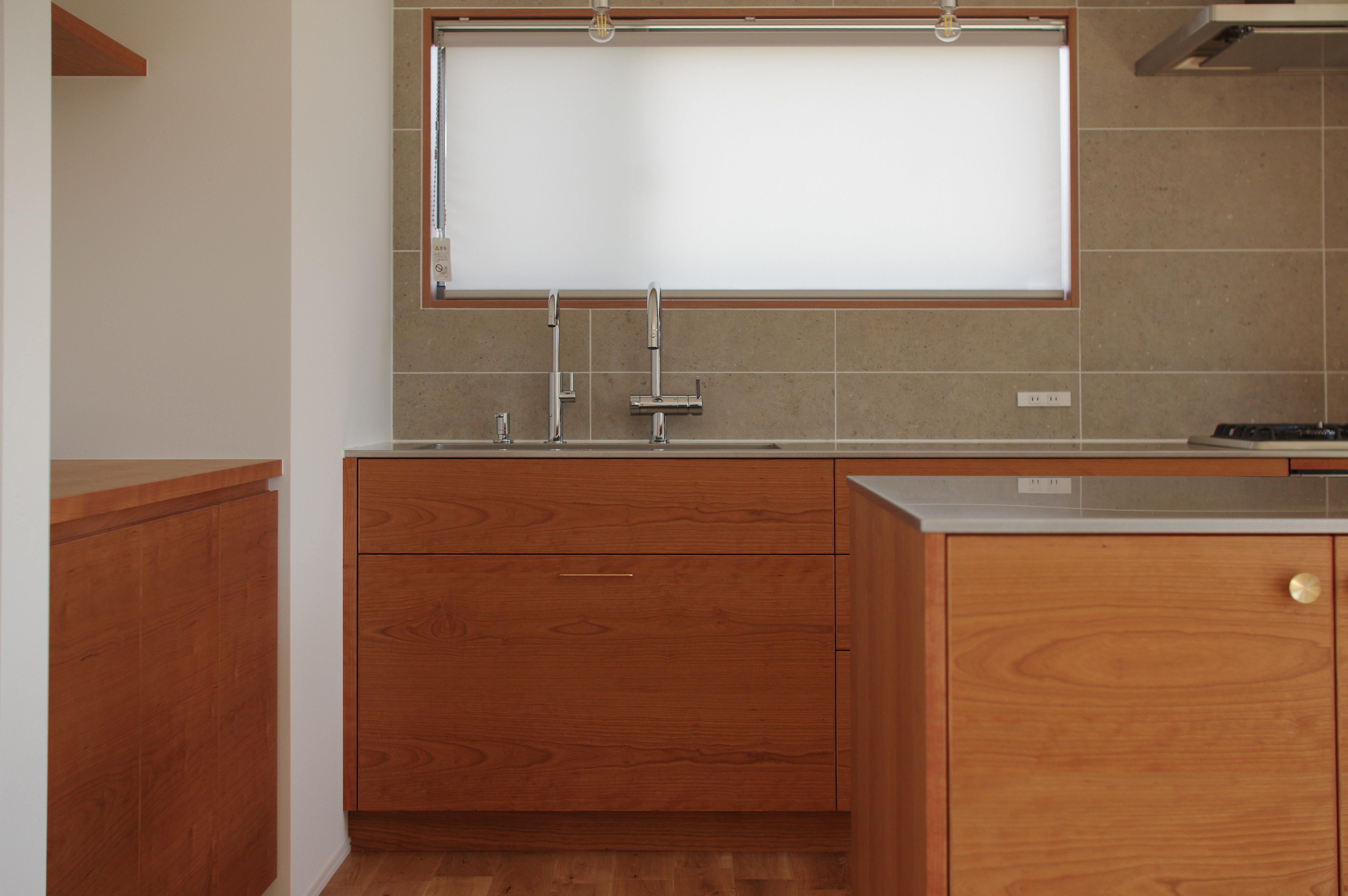 title: HOUSE 274 | Page No,293 | No.2 | sync-furniture | 株式会社 SYNC | 福岡県 家具工房 | オーダーメイドキッチン