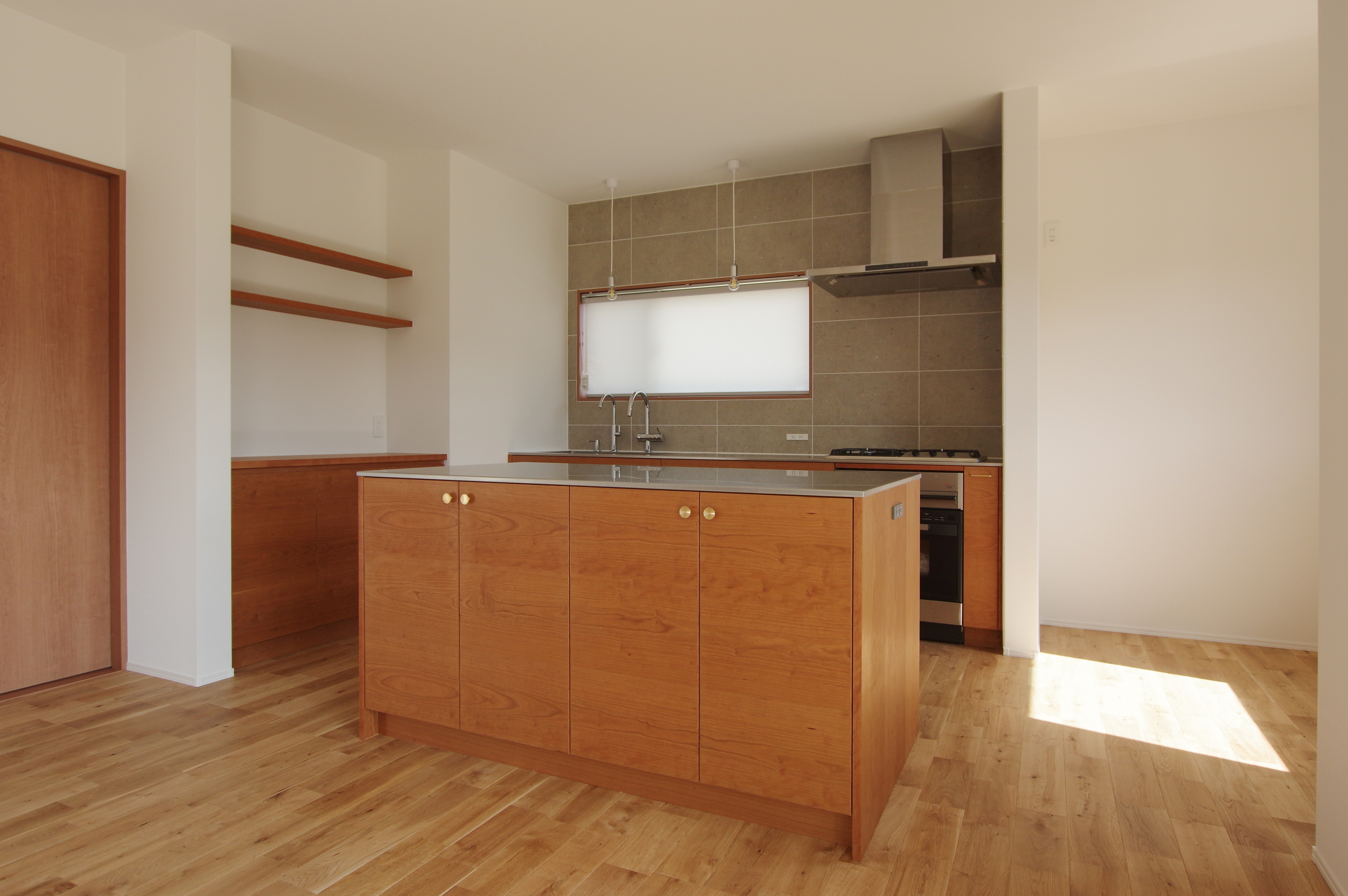 title: HOUSE 274 | Page No,293 | No.2 | sync-furniture | 株式会社 SYNC | 福岡県 家具工房 | オーダーメイドキッチン