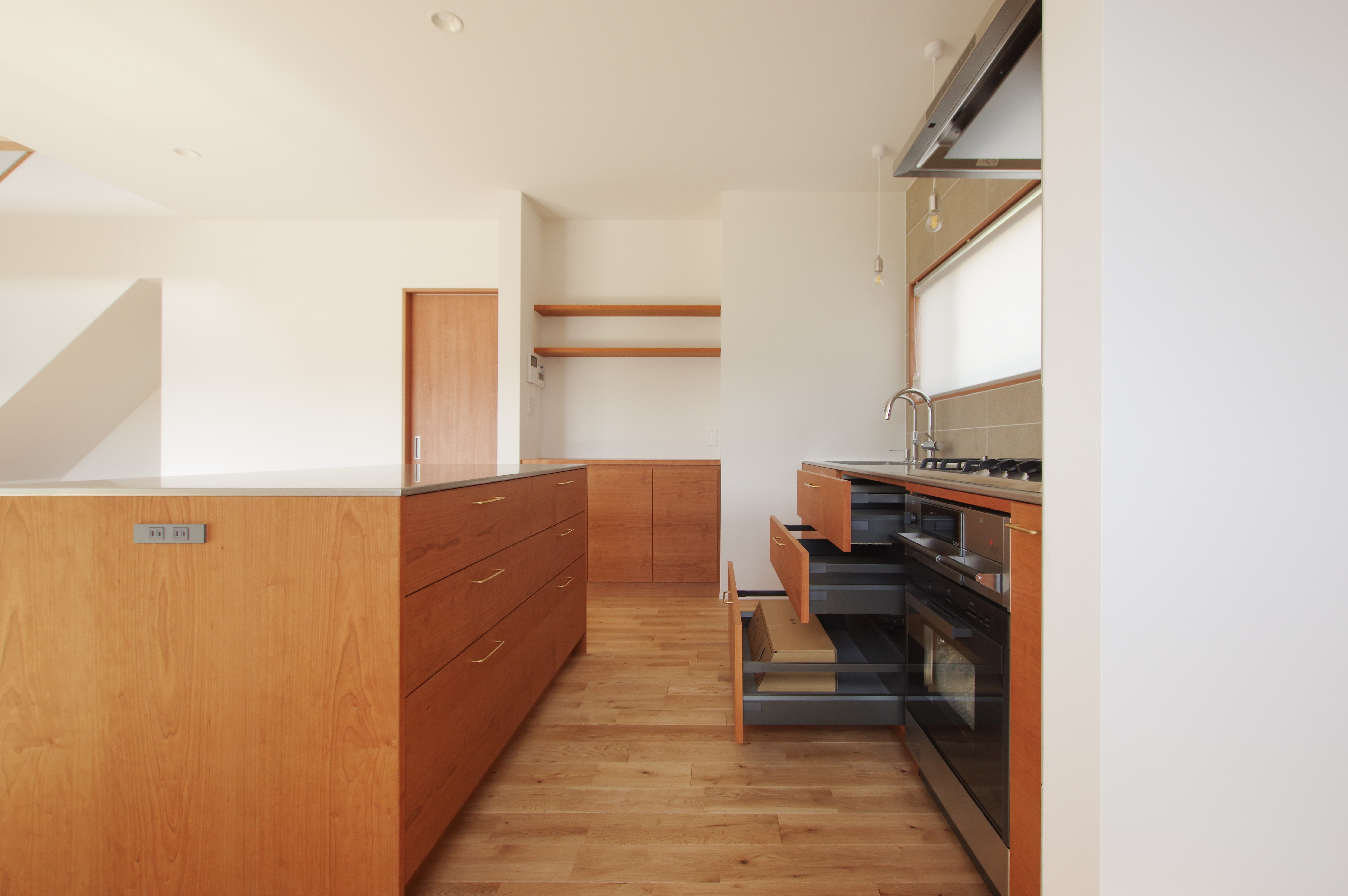 title: HOUSE 274 | Page No,293 | No.5 | sync-furniture | 株式会社 SYNC | 福岡県 家具工房 | オーダーメイドキッチン