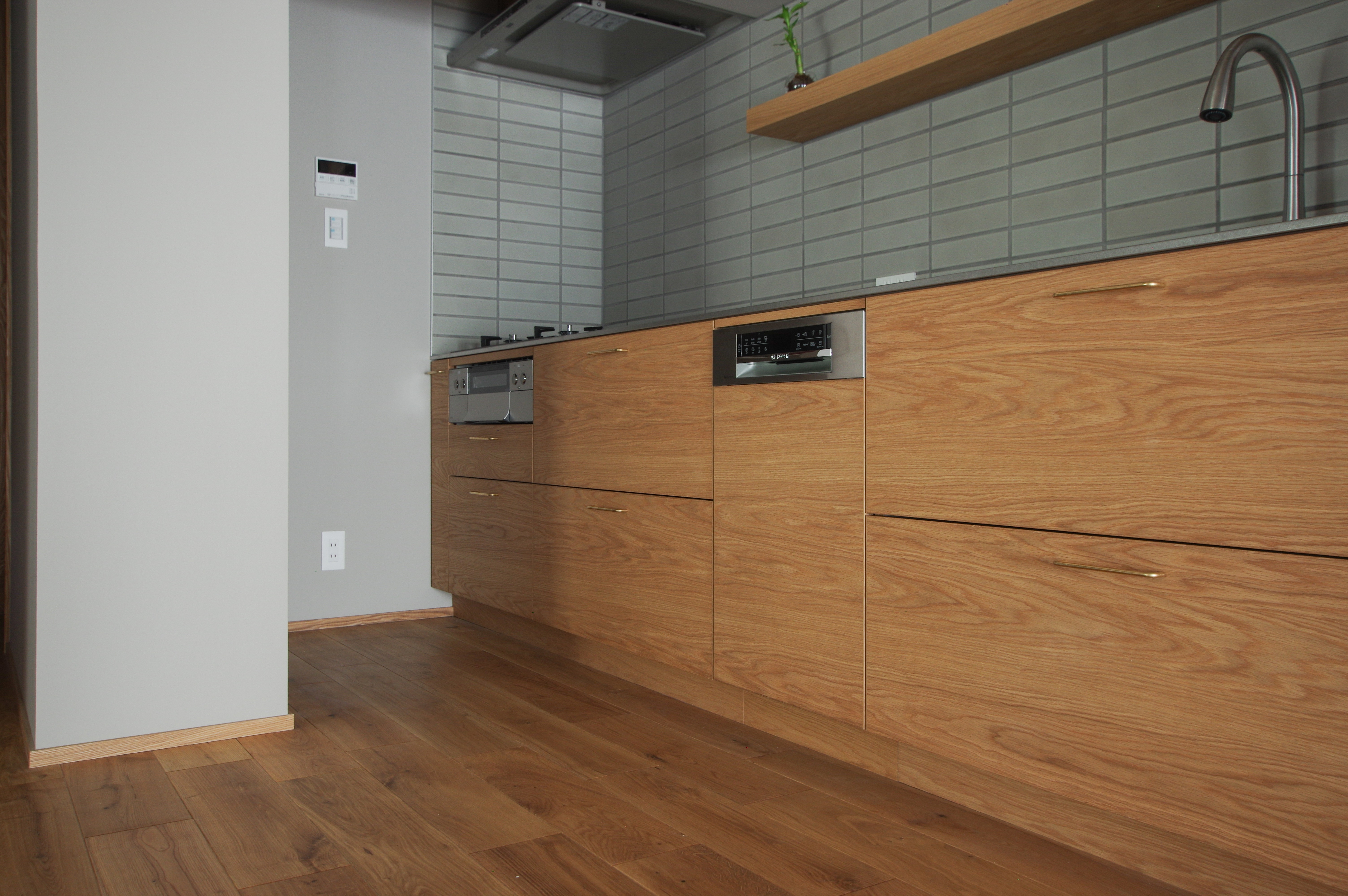 title: HOUSE 275 | Page No,294 | No.3 | sync-furniture | 株式会社 SYNC | 福岡県 家具工房 | オーダーメイドキッチン