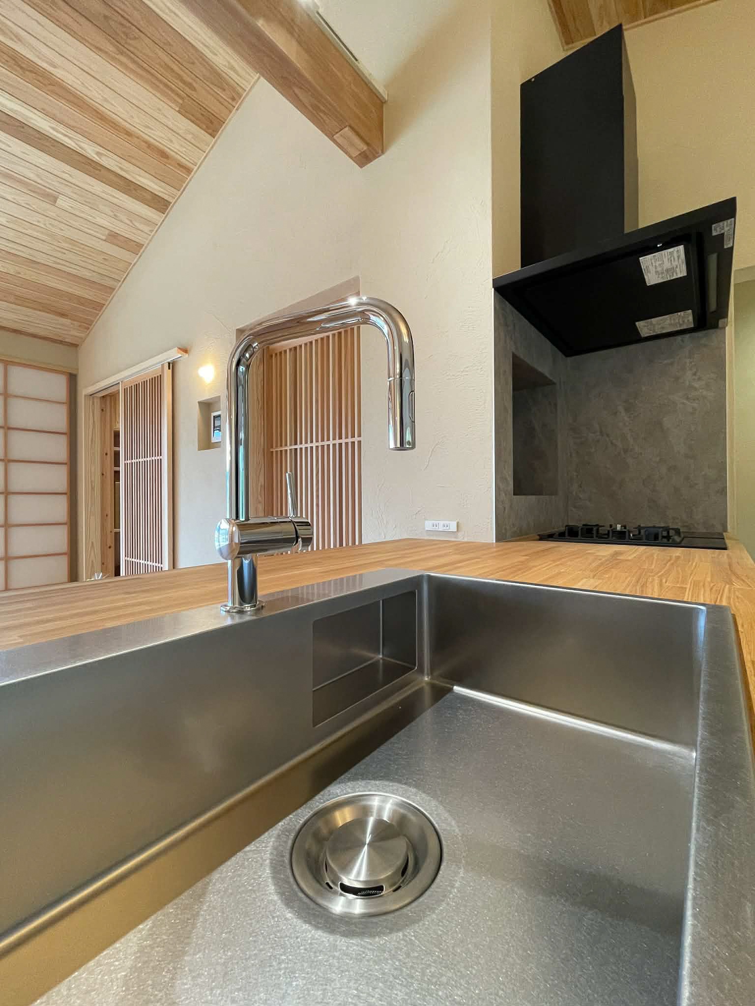 title: HOUSE 277 | Page No,299 | No.3 | sync-furniture | 株式会社 SYNC | 福岡県 家具工房 | オーダーメイドキッチン